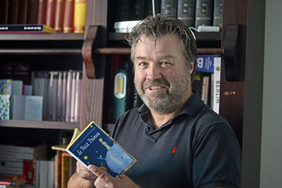 Het Franse boek Le Petit Prince komt uit in het Venlose dialect