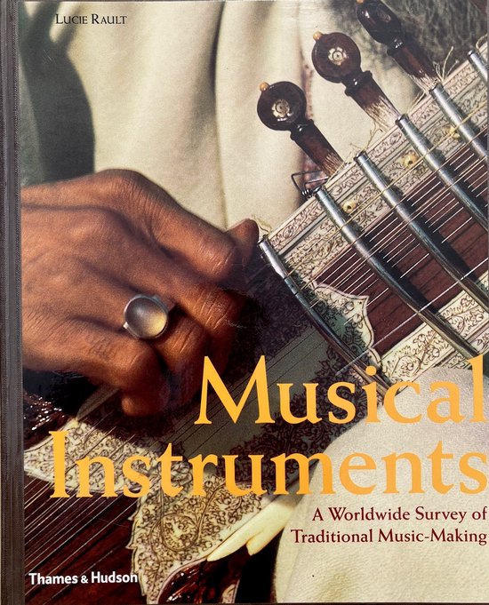 Musical Instruments — boekomslag