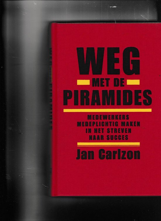 Weg met de piramides — boekomslag