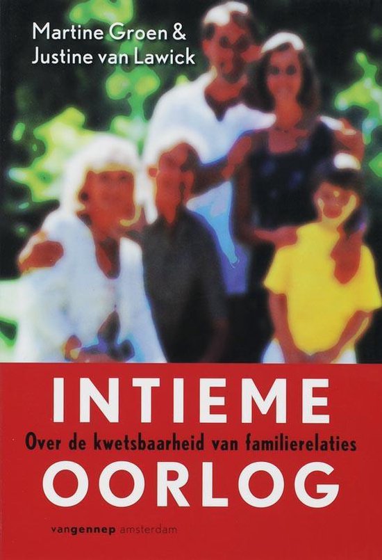 Intieme oorlog — boekomslag
