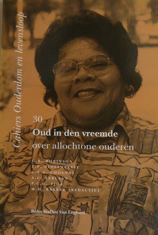 Oud in den vreemde — boekomslag
