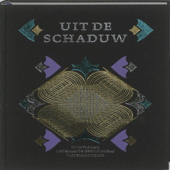 Uit De Schaduw