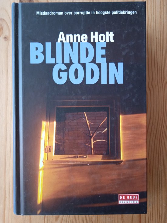 Blinde goden - Anne Holt — boekomslag