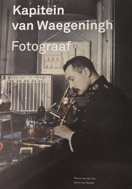Kapitein van Waegeningh. Fotograaf — boekomslag